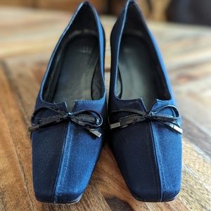 Stuart Weitzman Shoes sz 6.5 blue